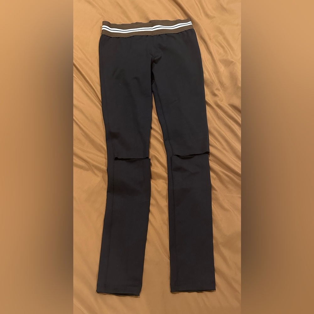 Olympia activewear leggings. Size‎ small. Black